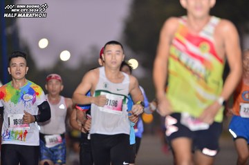 BINH DUONG NEW CITY HALF MARATHON 2024 - Ảnh #1756430