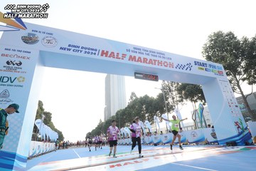 BINH DUONG NEW CITY HALF MARATHON 2024 - Ảnh #1821726