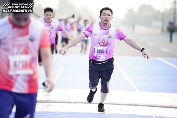 BINH DUONG NEW CITY HALF MARATHON 2024 - Ảnh #1758111