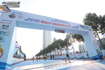 BINH DUONG NEW CITY HALF MARATHON 2024 - Ảnh #1821010