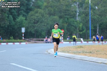 BINH DUONG NEW CITY HALF MARATHON 2024 - Ảnh #1735871