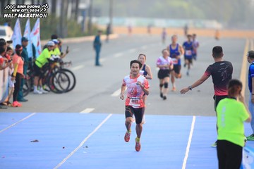 BINH DUONG NEW CITY HALF MARATHON 2024 - Ảnh #1739266