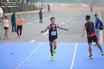BINH DUONG NEW CITY HALF MARATHON 2024 - Ảnh #1738923