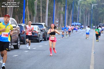BINH DUONG NEW CITY HALF MARATHON 2024 - Ảnh #1756057