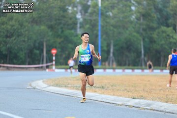BINH DUONG NEW CITY HALF MARATHON 2024 - Ảnh #1735433