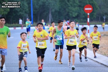 BINH DUONG NEW CITY HALF MARATHON 2024 - Ảnh #1726368