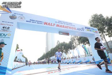 BINH DUONG NEW CITY HALF MARATHON 2024 - Ảnh #1822108