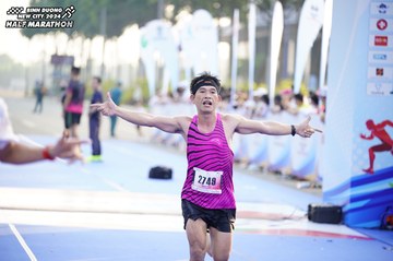 BINH DUONG NEW CITY HALF MARATHON 2024 - Ảnh #1759334