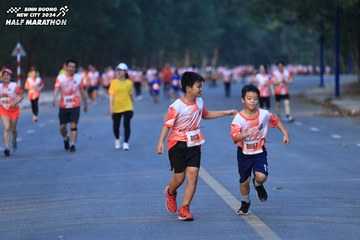 BINH DUONG NEW CITY HALF MARATHON 2024 - Ảnh #1772218