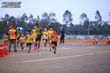 BINH DUONG NEW CITY HALF MARATHON 2024 - Ảnh #1728050