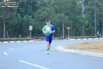 BINH DUONG NEW CITY HALF MARATHON 2024 - Ảnh #1735922