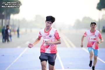 BINH DUONG NEW CITY HALF MARATHON 2024 - Ảnh #1756805