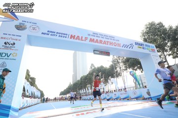 BINH DUONG NEW CITY HALF MARATHON 2024 - Ảnh #1821838