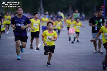 BINH DUONG NEW CITY HALF MARATHON 2024 - Ảnh #1724631