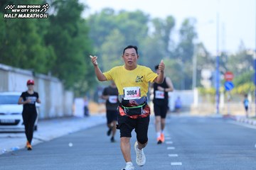 BINH DUONG NEW CITY HALF MARATHON 2024 - Ảnh #1765191