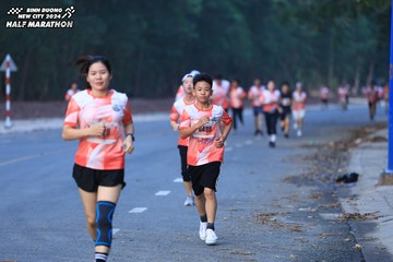 BINH DUONG NEW CITY HALF MARATHON 2024 - Ảnh #1750039