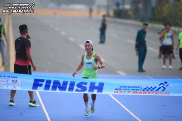 BINH DUONG NEW CITY HALF MARATHON 2024 - Ảnh #1738602