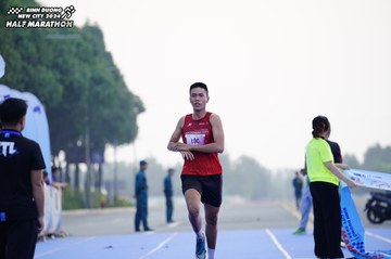 BINH DUONG NEW CITY HALF MARATHON 2024 - Ảnh #1771020