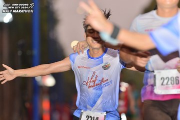 BINH DUONG NEW CITY HALF MARATHON 2024 - Ảnh #1741000