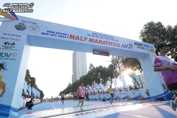 BINH DUONG NEW CITY HALF MARATHON 2024 - Ảnh #1820098