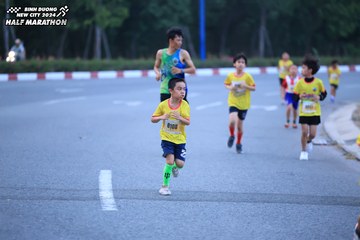BINH DUONG NEW CITY HALF MARATHON 2024 - Ảnh #1726228