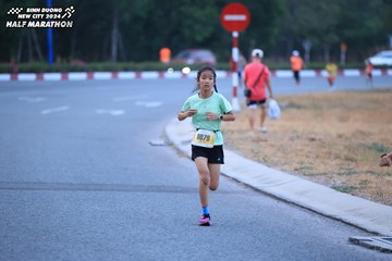 BINH DUONG NEW CITY HALF MARATHON 2024 - Ảnh #1726081