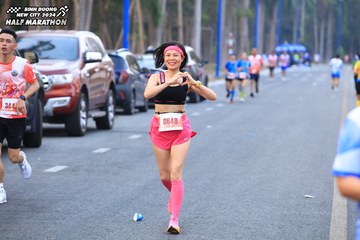 BINH DUONG NEW CITY HALF MARATHON 2024 - Ảnh #1756066