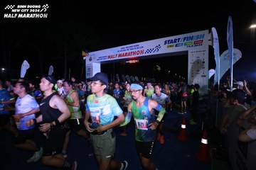 BINH DUONG NEW CITY HALF MARATHON 2024 - Ảnh #1737815