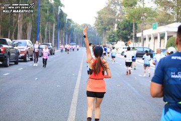 BINH DUONG NEW CITY HALF MARATHON 2024 - Ảnh #1755318