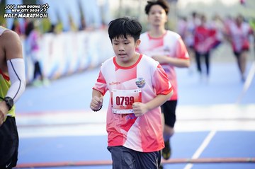 BINH DUONG NEW CITY HALF MARATHON 2024 - Ảnh #1758719