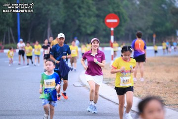 BINH DUONG NEW CITY HALF MARATHON 2024 - Ảnh #1726715