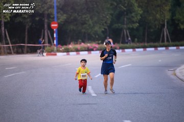 BINH DUONG NEW CITY HALF MARATHON 2024 - Ảnh #1727278