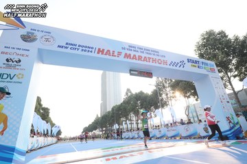 BINH DUONG NEW CITY HALF MARATHON 2024 - Ảnh #1820825