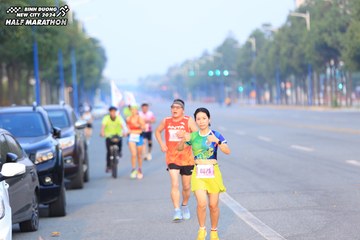 BINH DUONG NEW CITY HALF MARATHON 2024 - Ảnh #1739766