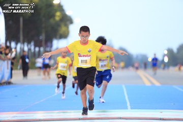 BINH DUONG NEW CITY HALF MARATHON 2024 - Ảnh #1727492
