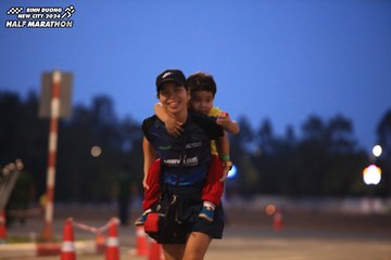 BINH DUONG NEW CITY HALF MARATHON 2024 - Ảnh #1728537