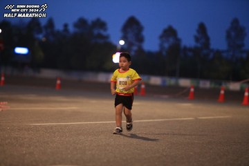 BINH DUONG NEW CITY HALF MARATHON 2024 - Ảnh #1728546