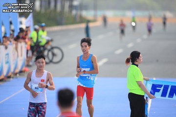 BINH DUONG NEW CITY HALF MARATHON 2024 - Ảnh #1739054
