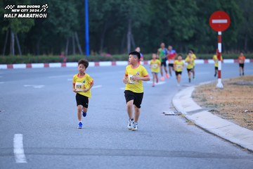 BINH DUONG NEW CITY HALF MARATHON 2024 - Ảnh #1726265