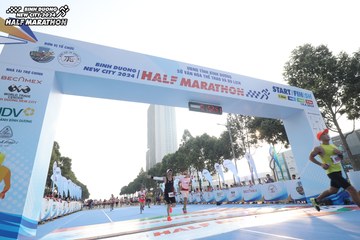 BINH DUONG NEW CITY HALF MARATHON 2024 - Ảnh #1821314