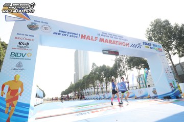 BINH DUONG NEW CITY HALF MARATHON 2024 - Ảnh #1818908