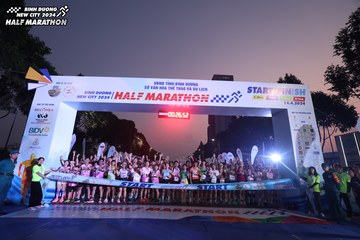 BINH DUONG NEW CITY HALF MARATHON 2024 - Ảnh #1737320