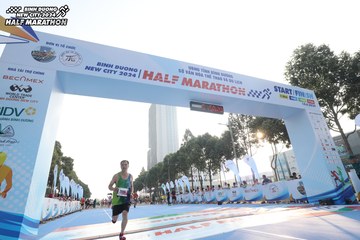 BINH DUONG NEW CITY HALF MARATHON 2024 - Ảnh #1821058