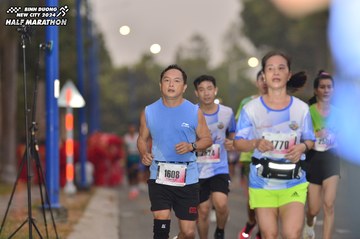 BINH DUONG NEW CITY HALF MARATHON 2024 - Ảnh #1741126