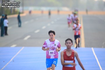 BINH DUONG NEW CITY HALF MARATHON 2024 - Ảnh #1740866