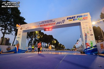 BINH DUONG NEW CITY HALF MARATHON 2024 - Ảnh #1729737