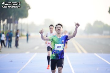 BINH DUONG NEW CITY HALF MARATHON 2024 - Ảnh #1756872