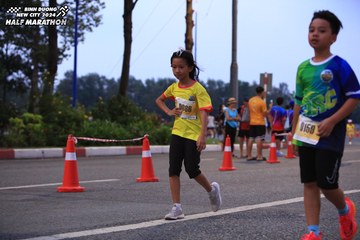 BINH DUONG NEW CITY HALF MARATHON 2024 - Ảnh #1728193