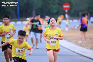 BINH DUONG NEW CITY HALF MARATHON 2024 - Ảnh #1726546