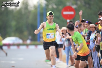 BINH DUONG NEW CITY HALF MARATHON 2024 - Ảnh #1736441